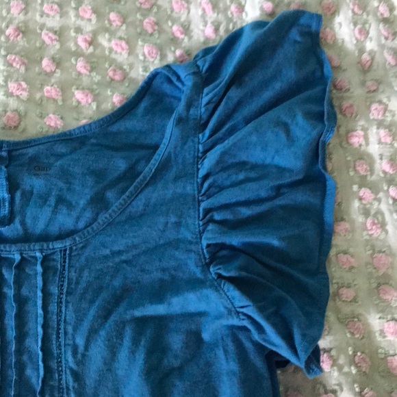 Pretty Gap Flutter Sleeve Smocked Top - Picture 4 of 5